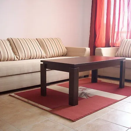 Helios Appartement *